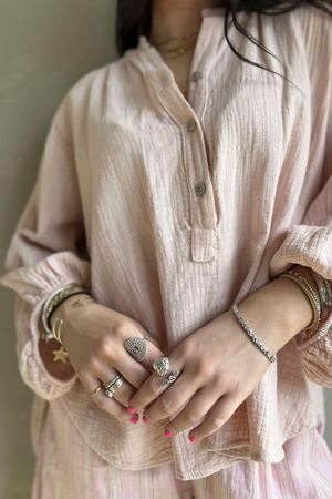 Laurie Cushion Cotton Blouse Setting Plaster /12=